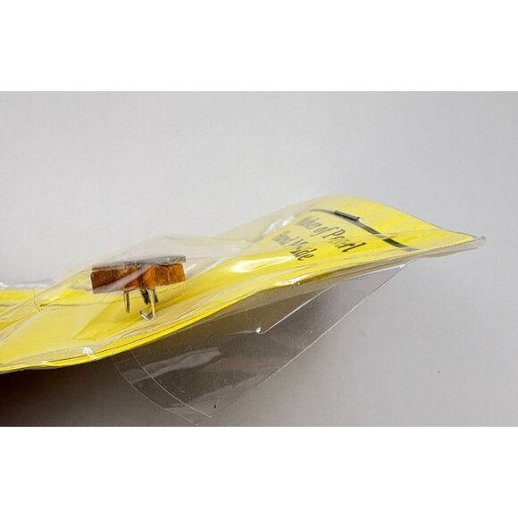 Vintage Mother of Pearl Handcrafted Leaf Pin Brooch Serrv Handicraft West Bank - Picture 3 of 8